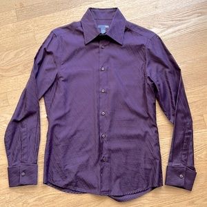 NWOT H&M men’s size M burgundy cotton dress shirt cuffed sleeves never worn